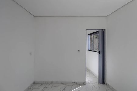 Casa para alugar com 60m², 2 quartos e sem vaga Casa para alugar com 60m², 2 quartos e sem vagaSala