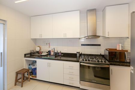 Apartamento à venda com 110m², 3 quartos e 2 vagasCozinha