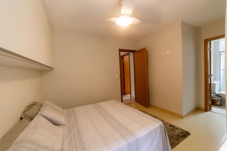Apartamento à venda com 129m², 2 quartos e 1 vagaSuíte