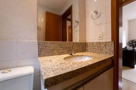 Apartamento à venda com 129m², 2 quartos e 1 vagaBanheiro Social