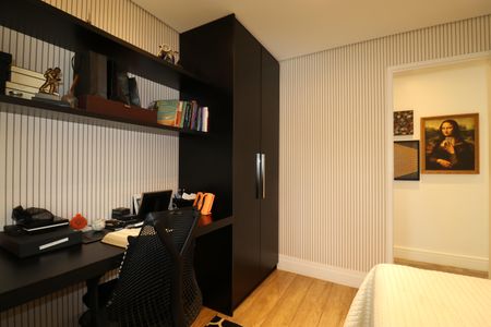Apartamento à venda com 189m², 3 quartos e 2 vagasQuarto 1