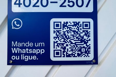 Casa à venda com 300m², 2 quartos e 2 vagasPlaca