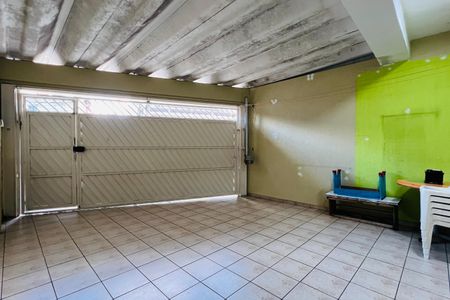 Casa à venda com 300m², 2 quartos e 2 vagasGaragem