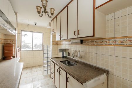 Apartamento à venda com 55m², 2 quartos e 1 vaga Apartamento à venda com 55m², 2 quartos e 1 vagaCozinha