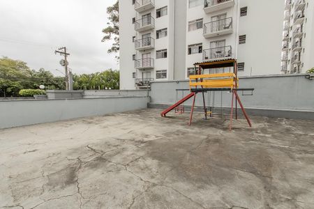 Apartamento à venda com 55m², 2 quartos e 1 vaga Apartamento à venda com 55m², 2 quartos e 1 vagaÁrea comum - Playground