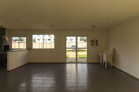 Apartamento para alugar com 43m², 2 quartos e 1 vaga Apartamento para alugar com 43m², 2 quartos e 1 vagaÁrea comum - Salão de festas