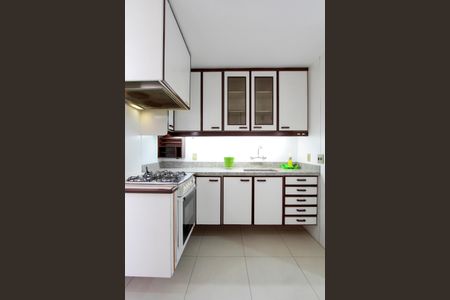 Apartamento à venda com 142m², 3 quartos e 2 vagasCozinha