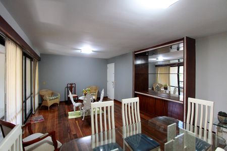 Apartamento à venda com 142m², 3 quartos e 2 vagasSala