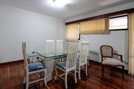 Apartamento à venda com 142m², 3 quartos e 2 vagasSala