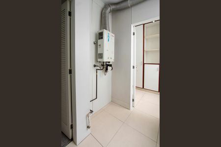 Apartamento à venda com 142m², 3 quartos e 2 vagasÁrea de Serviço