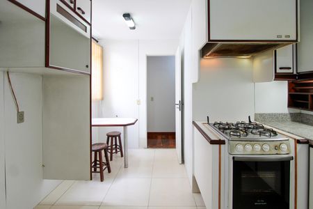 Apartamento à venda com 142m², 3 quartos e 2 vagasCozinha