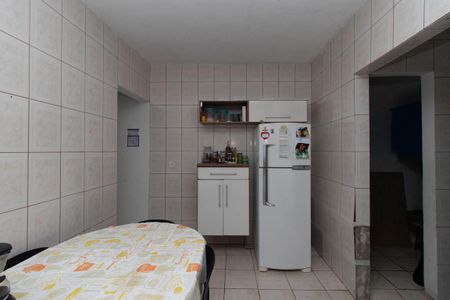 Casa para alugar com 200m², 2 quartos e 2 vagasCozinha