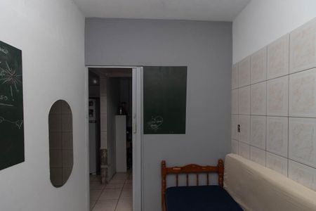 Casa para alugar com 200m², 2 quartos e 2 vagasQuarto 1