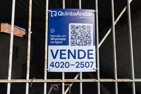 Casa para alugar com 200m², 2 quartos e 2 vagasFachada e placa