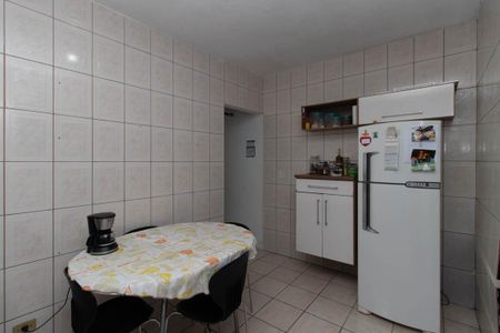 Casa para alugar com 200m², 2 quartos e 2 vagasCozinha