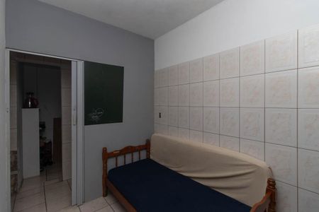 Casa para alugar com 200m², 2 quartos e 2 vagasQuarto 1