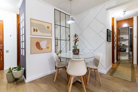 Apartamento à venda com 58m², 2 quartos e 1 vaga Apartamento à venda com 58m², 2 quartos e 1 vagaSala