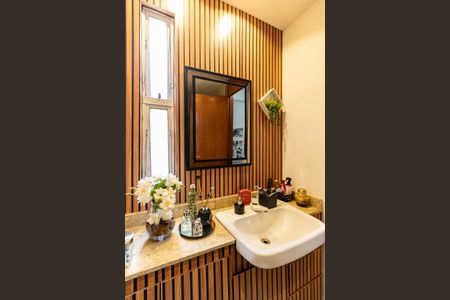 Apartamento à venda com 58m², 2 quartos e 1 vaga Apartamento à venda com 58m², 2 quartos e 1 vagaBanheiro
