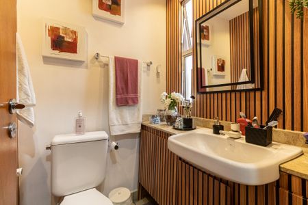 Apartamento à venda com 58m², 2 quartos e 1 vaga Apartamento à venda com 58m², 2 quartos e 1 vagaBanheiro