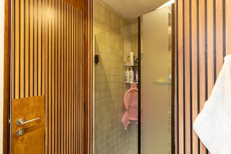 Apartamento à venda com 58m², 2 quartos e 1 vaga Apartamento à venda com 58m², 2 quartos e 1 vagaBanheiro