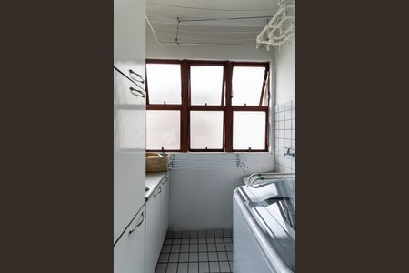 Apartamento à venda com 58m², 2 quartos e 1 vaga Apartamento à venda com 58m², 2 quartos e 1 vagaÁrea de Serviço