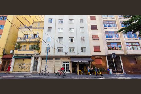 Studio à venda com 44m², 1 quarto e sem vaga Studio à venda com 44m², 1 quarto e sem vagaFachada