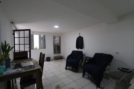 Casa à venda com 200m², 3 quartos e 2 vagasQuarto da Edícula