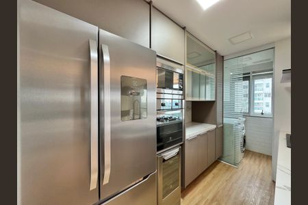 Apartamento à venda com 135m², 3 quartos e 2 vagasCozinha e Área de Serviço