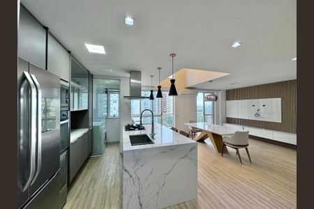 Apartamento à venda com 135m², 3 quartos e 2 vagasCozinha e Área de Serviço