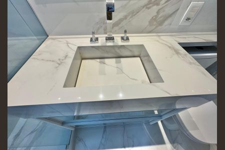 Apartamento à venda com 135m², 3 quartos e 2 vagasBanheiro da Suíte 1