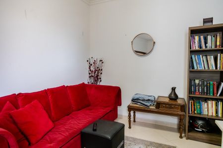 Casa à venda com 199m², 3 quartos e 5 vagas Casa à venda com 199m², 3 quartos e 5 vagasQuarto 1