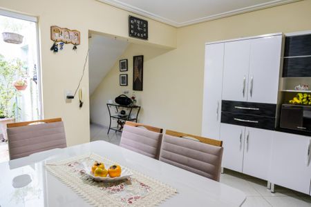 Casa à venda com 199m², 3 quartos e 5 vagas Casa à venda com 199m², 3 quartos e 5 vagasSala de Jantar