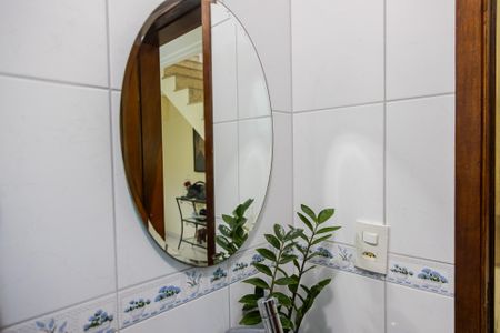 Casa à venda com 199m², 3 quartos e 5 vagas Casa à venda com 199m², 3 quartos e 5 vagasLavabo