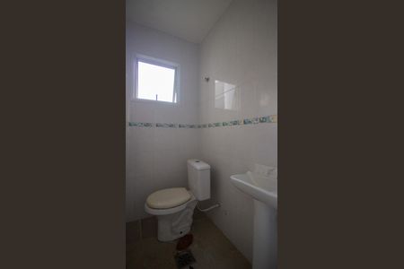 Casa de condomínio à venda com 120m², 4 quartos e 3 vagasBanheiro de Serviço