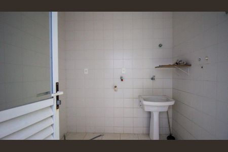 Casa de condomínio à venda com 120m², 4 quartos e 3 vagasÁrea de Serviço