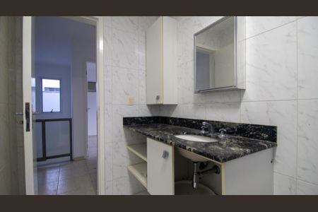Casa de condomínio à venda com 120m², 4 quartos e 3 vagasBanheiro Social