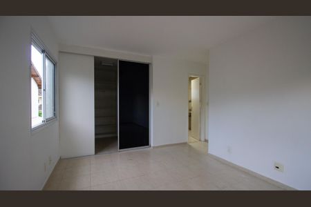 Casa de condomínio à venda com 120m², 4 quartos e 3 vagasSuíte