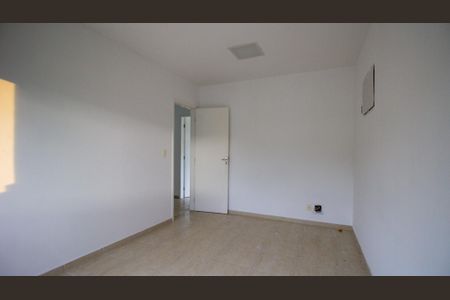 Casa de condomínio à venda com 120m², 4 quartos e 3 vagasQuarto 2