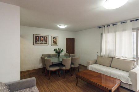 Apartamento à venda com 115m², 4 quartos e 2 vagasSala