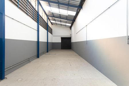 Casa para alugar com 250m², 1 quarto e 2 vagas Casa para alugar com 250m², 1 quarto e 2 vagasSalão