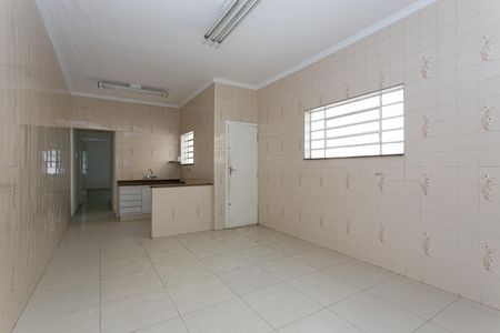 Casa para alugar com 250m², 1 quarto e 2 vagas Casa para alugar com 250m², 1 quarto e 2 vagasCozinha