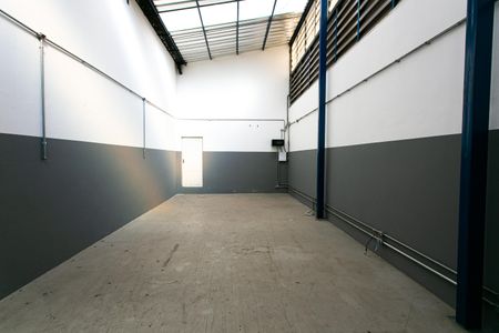 Casa para alugar com 250m², 1 quarto e 2 vagas Casa para alugar com 250m², 1 quarto e 2 vagasSalão