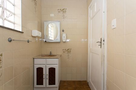 Casa para alugar com 250m², 1 quarto e 2 vagas Casa para alugar com 250m², 1 quarto e 2 vagasBanheiro