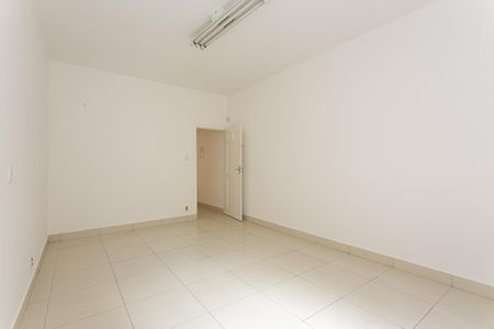 Casa para alugar com 250m², 1 quarto e 2 vagas Casa para alugar com 250m², 1 quarto e 2 vagasQuarto