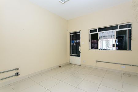 Casa para alugar com 250m², 1 quarto e 2 vagas Casa para alugar com 250m², 1 quarto e 2 vagasSala