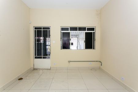 Casa para alugar com 250m², 1 quarto e 2 vagas Casa para alugar com 250m², 1 quarto e 2 vagasSala
