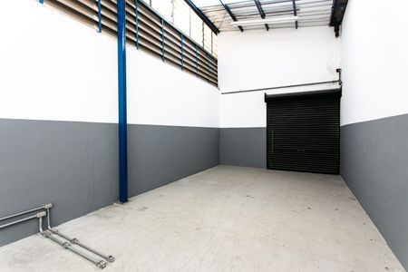 Casa para alugar com 250m², 1 quarto e 2 vagas Casa para alugar com 250m², 1 quarto e 2 vagasSalão