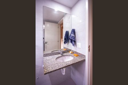 Apartamento à venda com 137m², 2 quartos e 1 vagaBanheiro Social