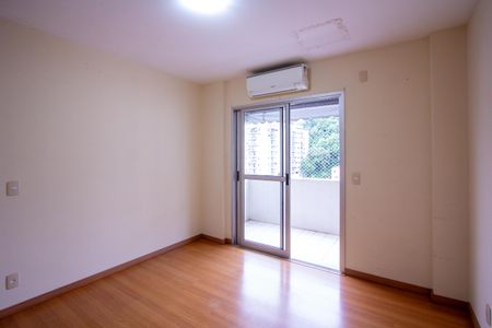 Apartamento à venda com 137m², 2 quartos e 1 vagaSuíte