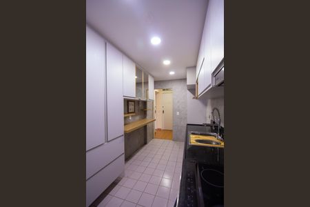 Apartamento à venda com 137m², 2 quartos e 1 vagaCozinha